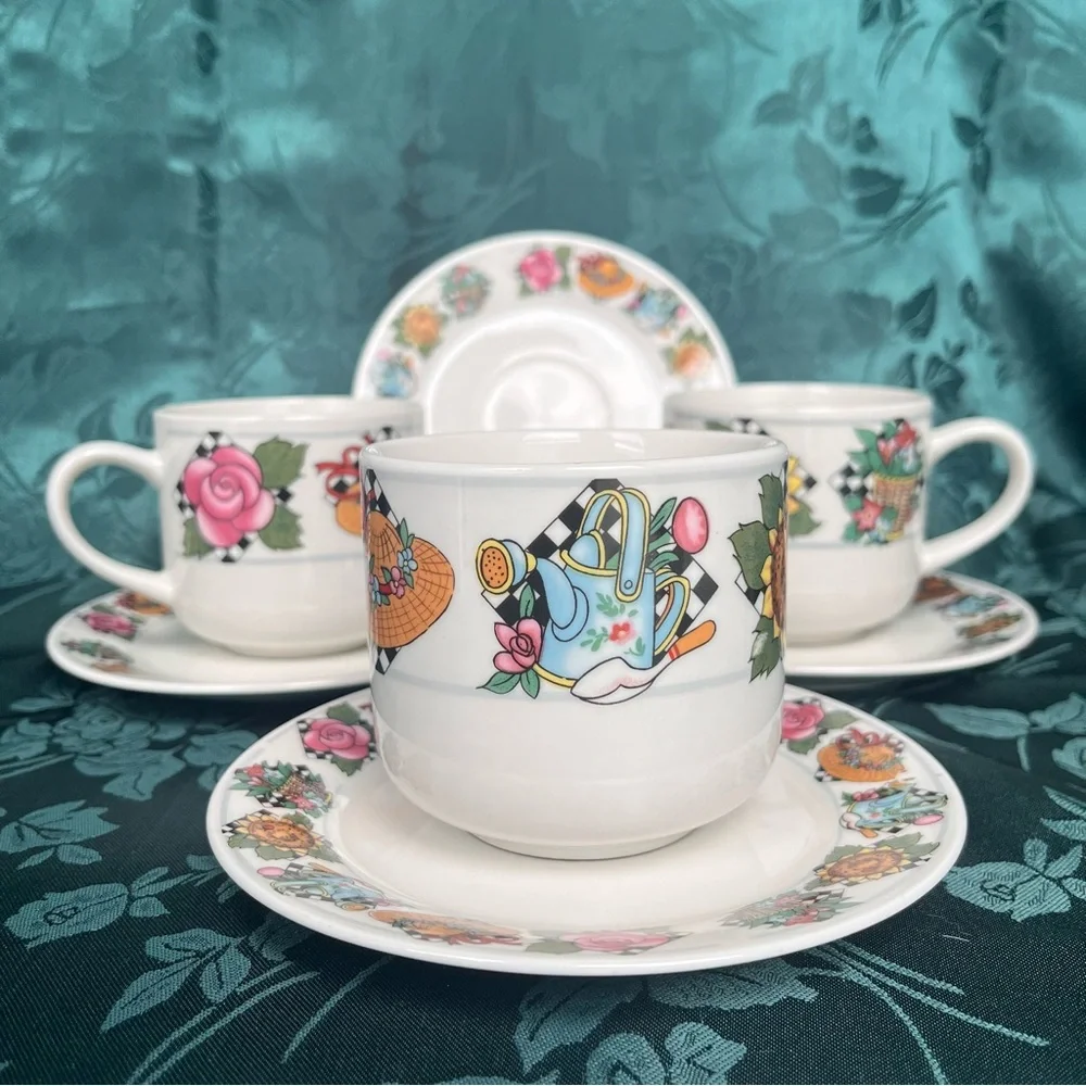 Vintage UTE Tea 3 Cups & 4 Plates Charming Hats & Florals in Engelbreit-style